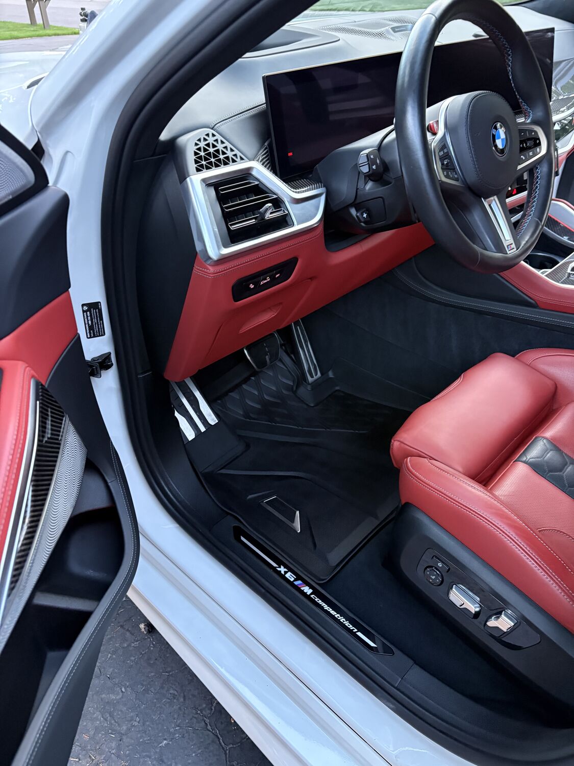 Detail Dash detailing work